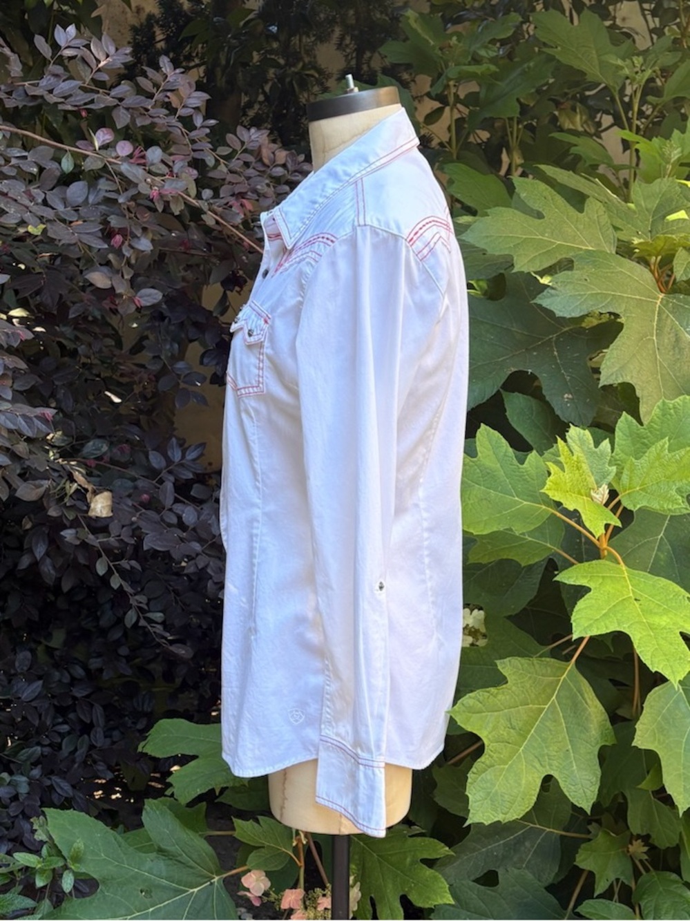 Ariat fitted long-sleeve western snap-down shirt - size M - Picture 3 of 4